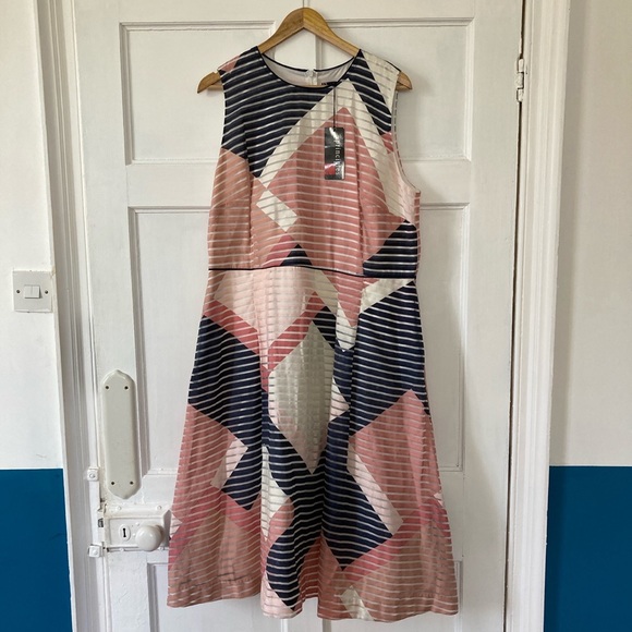 principles Dresses & Skirts - BNWT Geometric print dress
